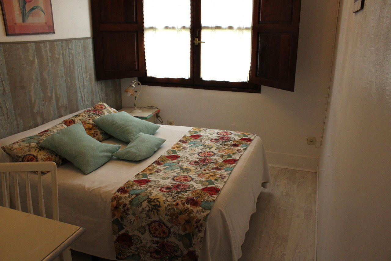 Habitación Doble Económica desde 45€ en Posada Rural Cabrojo